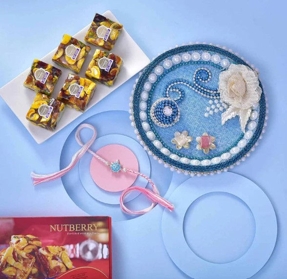 Auspicious Om N Ganesha Rakhi With Exquisite Baklawas